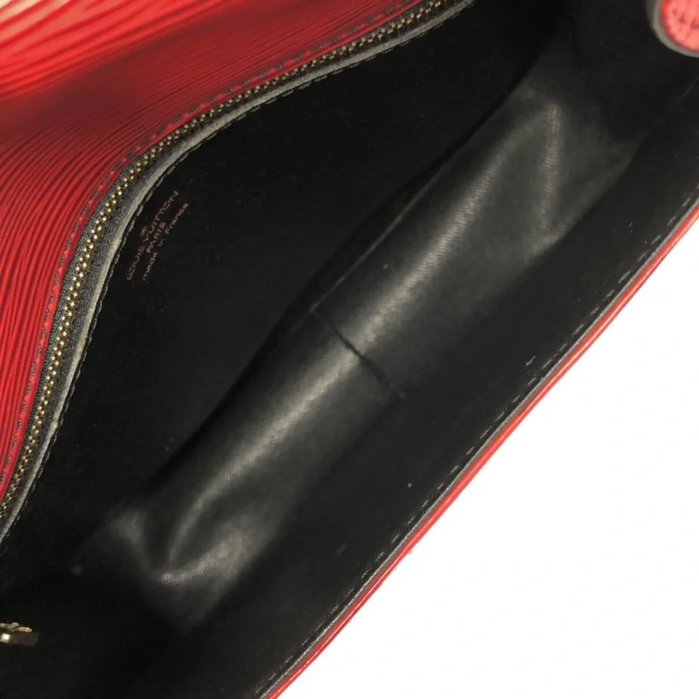 Authentic Louis Vuitton Red Epi Saint Cloud MM vintage crossbody bag